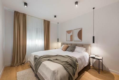Villa Auni Grey - Heated Pool - Rooftop - Seaview - Beach