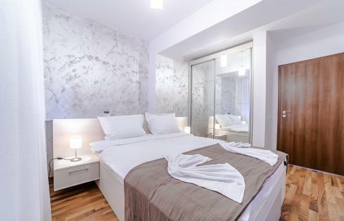 Mikras Luxury Apartment