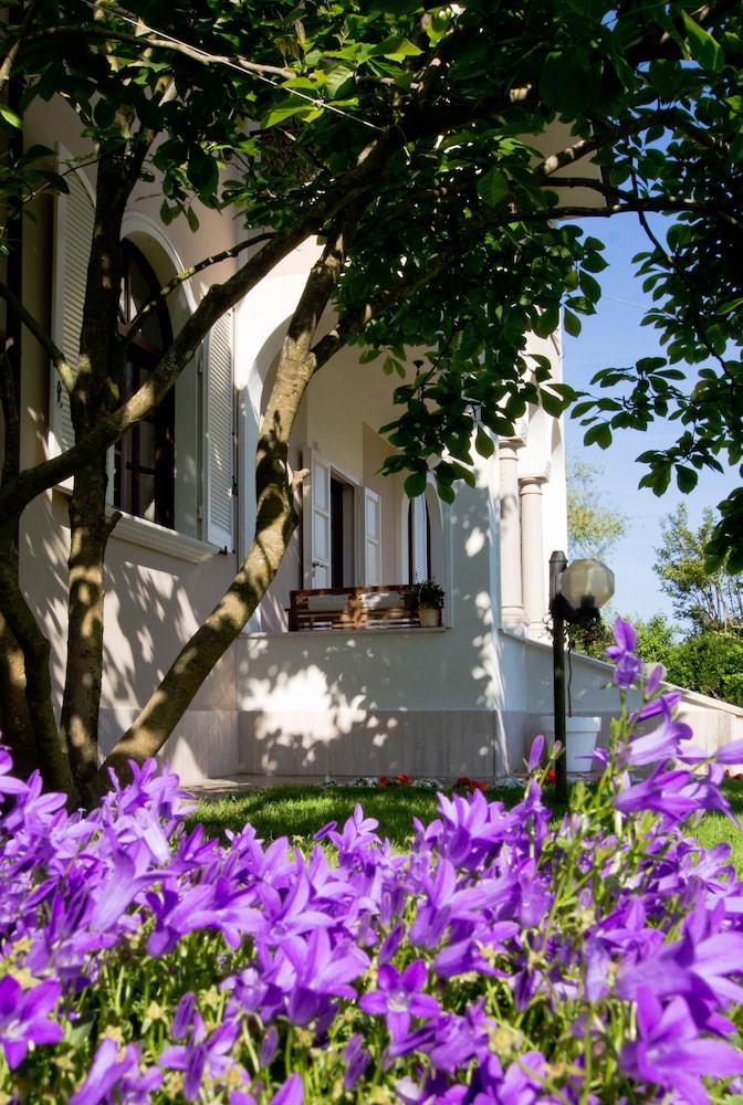 Bed & Breakfast La Coralia