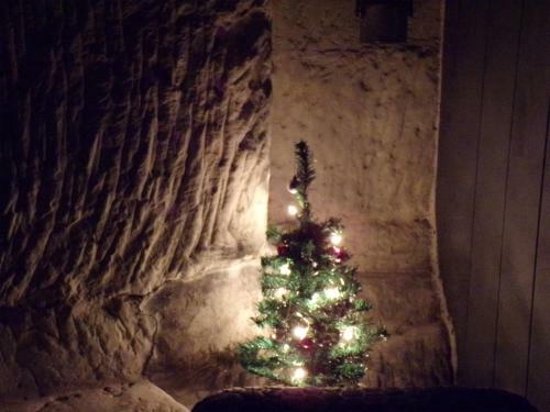 Hostal Les Troglos De Beaulieu