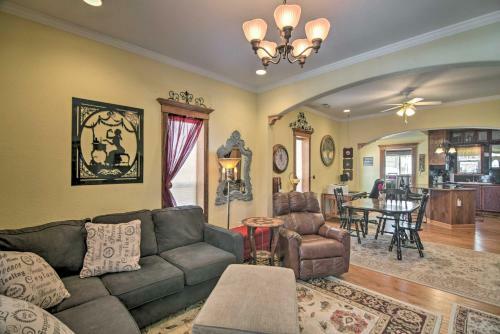 Charming Loveland Home With Yard, Walk To Dtwn!