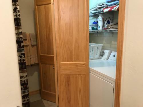 1494oak - Cliff Top Condo
