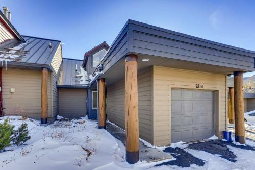 21 Deborah Lane B