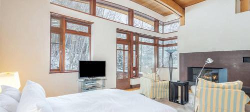 The Estate At Royer Falls By Exceptional Stays