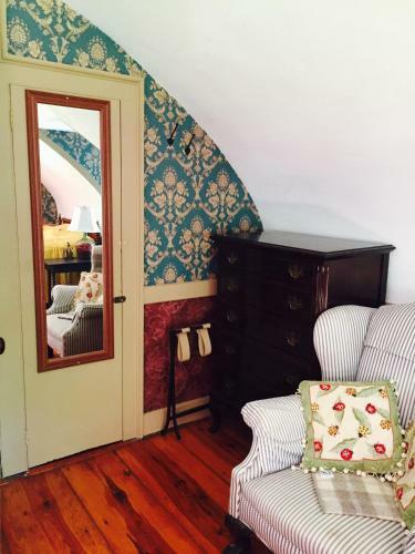 Innkeeper's Place B&B