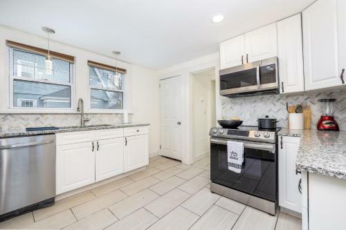 Gorgeous 3 Bedroom - 9 Mins To Hartford, Connecticut
