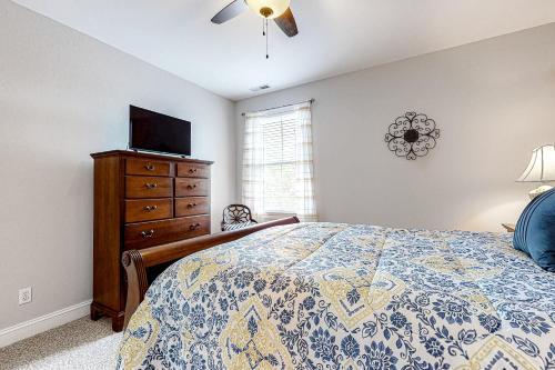 Bayside Resort --- 31540 Winterberry
