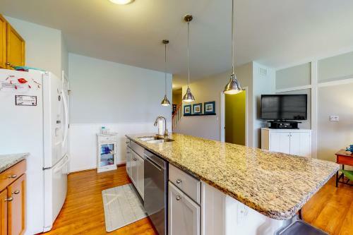 Bear Trap- 20 Village Green Dr