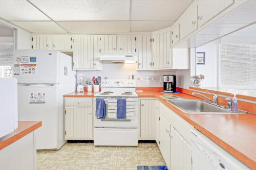 Town Of Bethany Beach -- 95 Oakwood