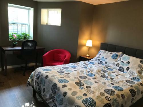 Steps To Convention Center, Downtown Dc, Metro Station: Private Apartment