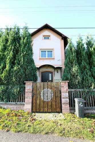 Apartm�n U Mluv�c�ch Kamen?