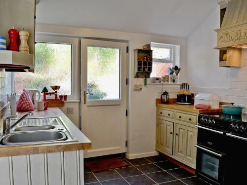Jackdaw Cottage