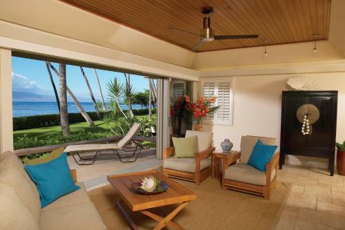 Puunoa Beach Estates