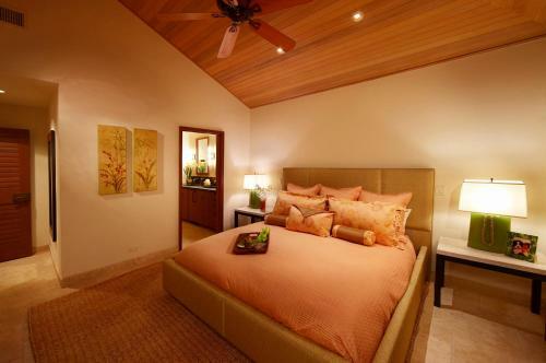 Puunoa Beach Estates