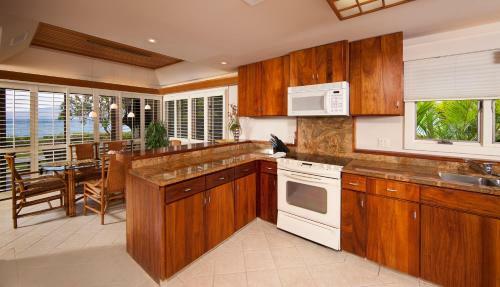 Puunoa Beach Estates