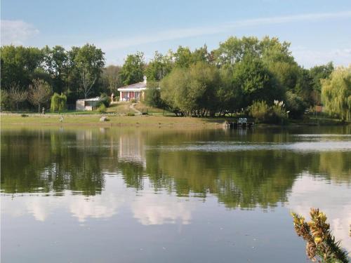 Holiday Home Le Champ St. Pere Le Bois Merlet