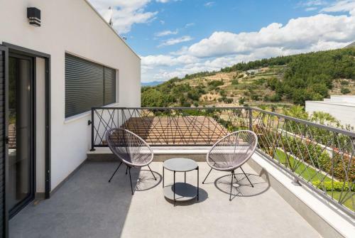 Luxury Villa Sundior Split With Private Pool And Jacuzzi