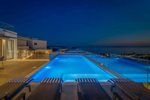 Luxury Villa Sundior Split With Private Pool And Jacuzzi