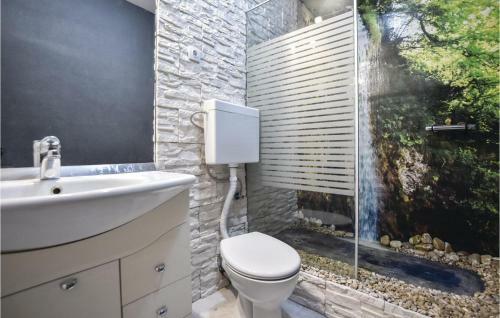 Four-bedroom Holiday Home In Otok Dalmatinski