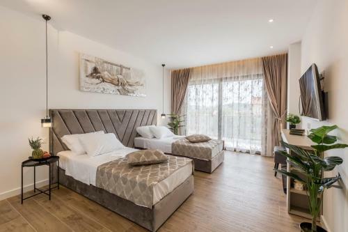 Luxury Villa Diana With Heated Pool