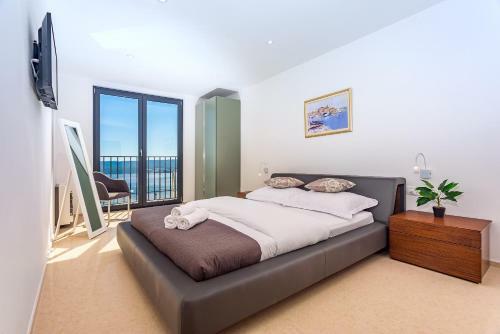 Villa Mia With Private Pool, Whirlpool, Gym, Sauna, Seaviews