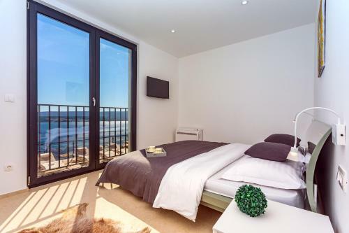 Villa Mia With Private Pool, Whirlpool, Gym, Sauna, Seaviews