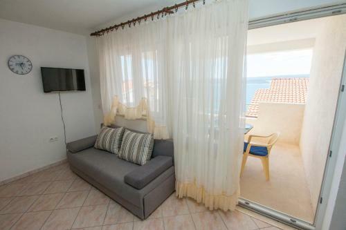 Apartments Pivac - Lokva Rogoznica