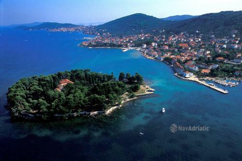 Sea Front Holiday House Zal