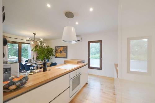 Villa Suncica With Pool And Jacuzz 62