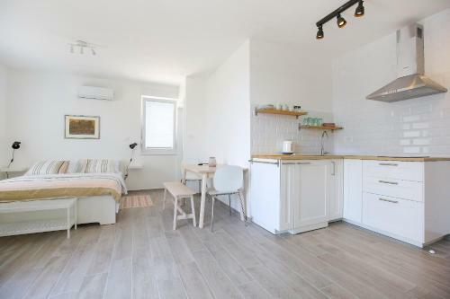 Apartments Villa Navi