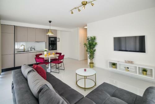 Luxury Apartments La Perla