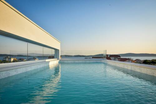 Luxury Apartments La Perla