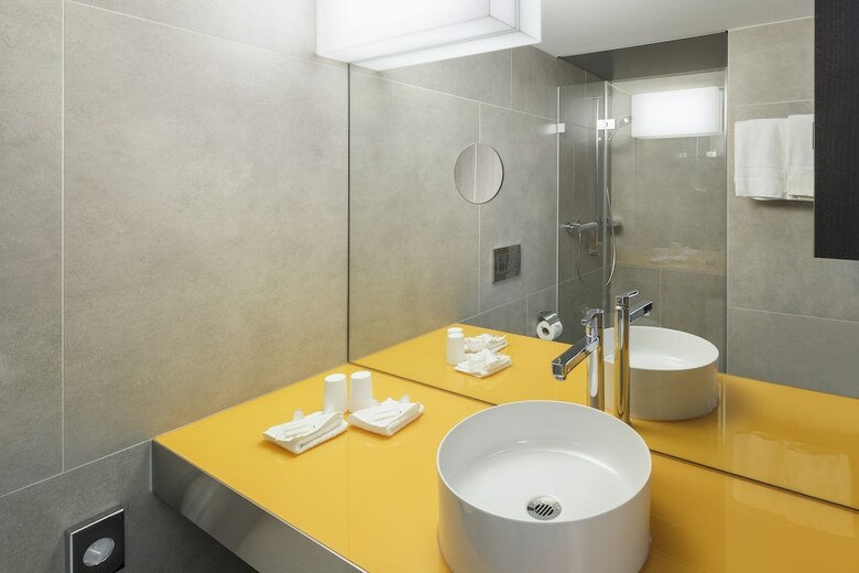 Hotel Z�ri By Fassbind