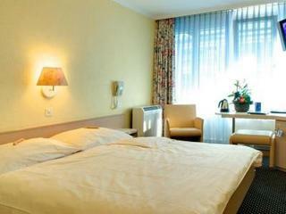 Hotel Z�ri By Fassbind