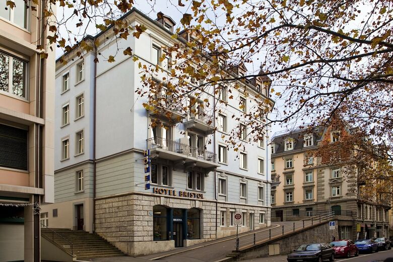 Hotel Bristol