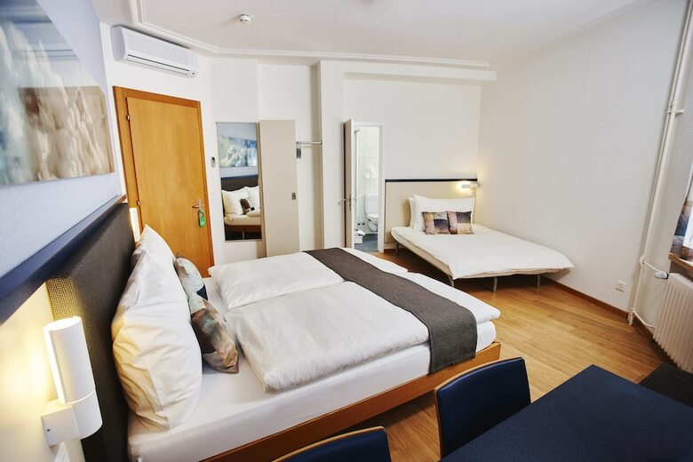Hotel Bristol
