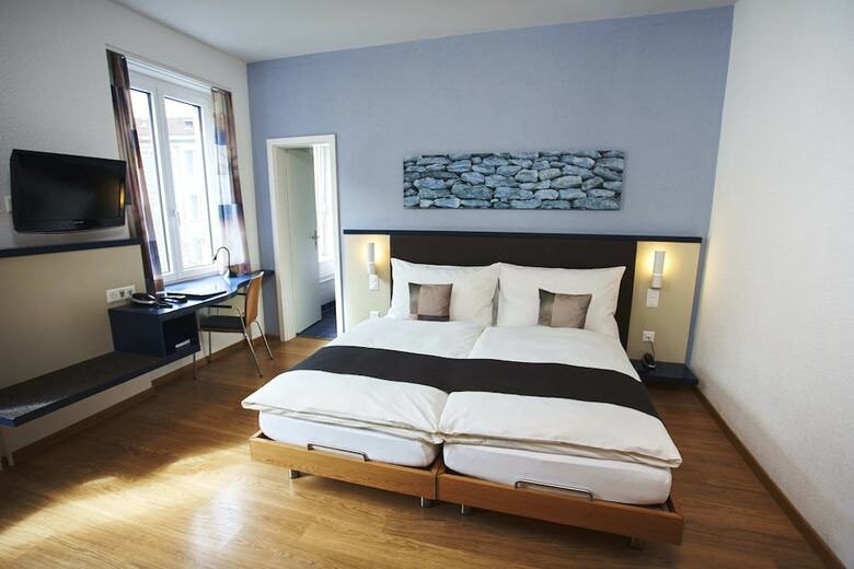 Hotel Bristol