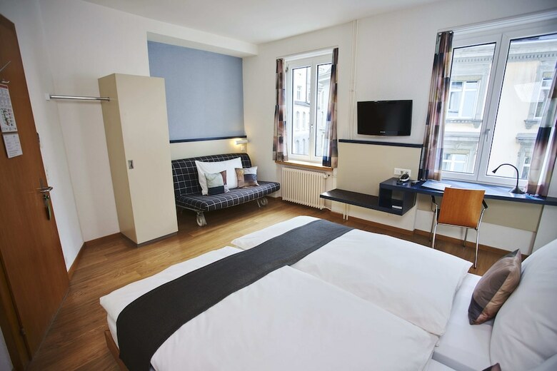 Hotel Bristol