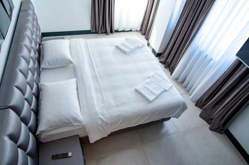 Enjoy Life Apartments
