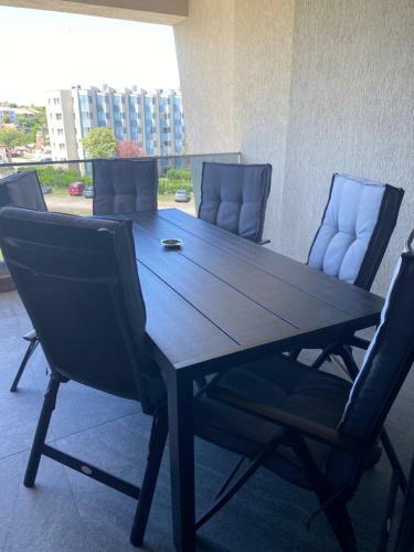 Enjoy Life Apartments