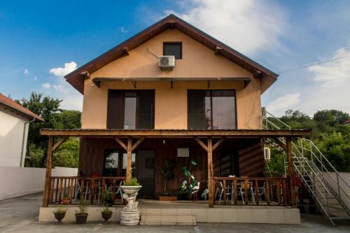 Hostal Vila Rico