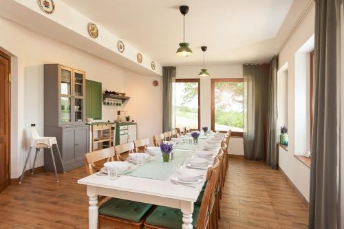 Lodge Rose Hip Hill Guesthouse