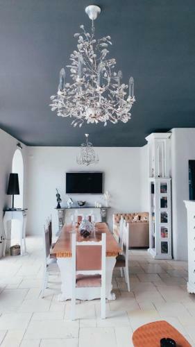 Hostal Elia Vama Veche (Adults Only)