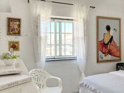 Stylish 3 Bedroom Apartment Close To The Beach