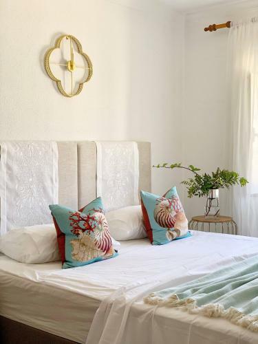 Stylish 3 Bedroom Apartment Close To The Beach