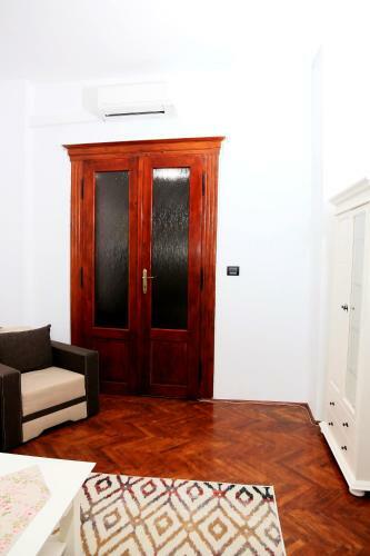 Old Town Unirii Square Damaris Apartment