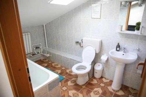 Tim Apartments 4