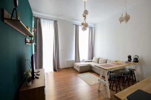 Unirii Old Square Apartments 4