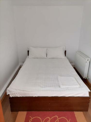 Sagului Shopping City Apartment