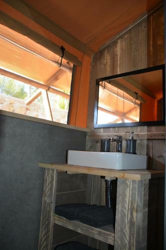 B&B En Glamping Quinta Do Rio Alva